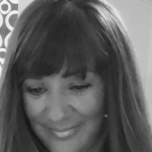 Meet the Posher Other - Meet your Posher, Patricia